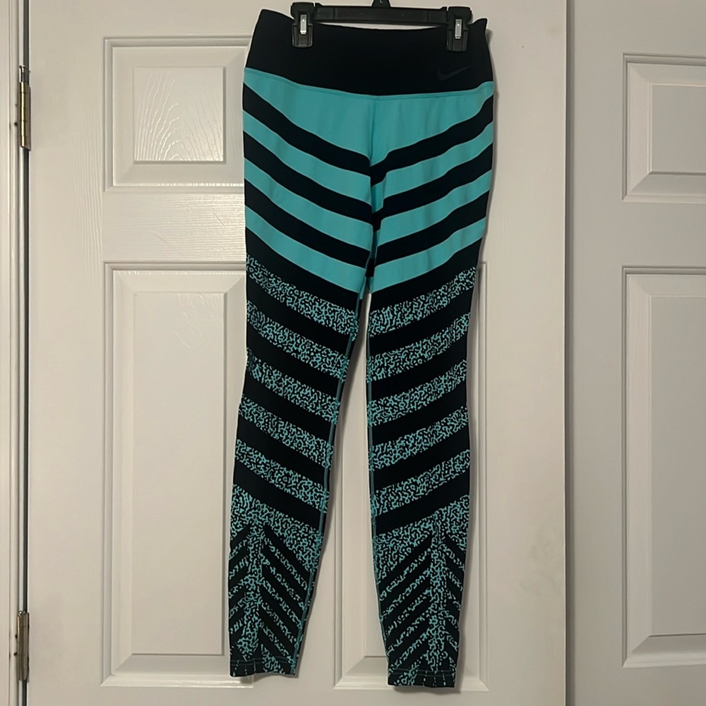 Nike Dri-fit leggings - teal and black - with animal print - size medium